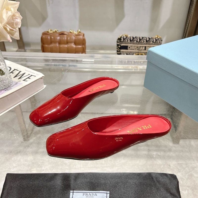 Pra*a sandals